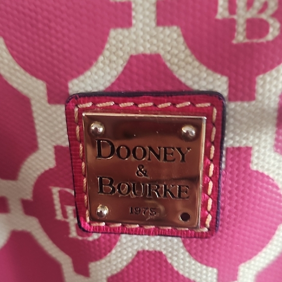 Dooney & Bourke Pink and White Geometric Tote - Picture 2 of 7